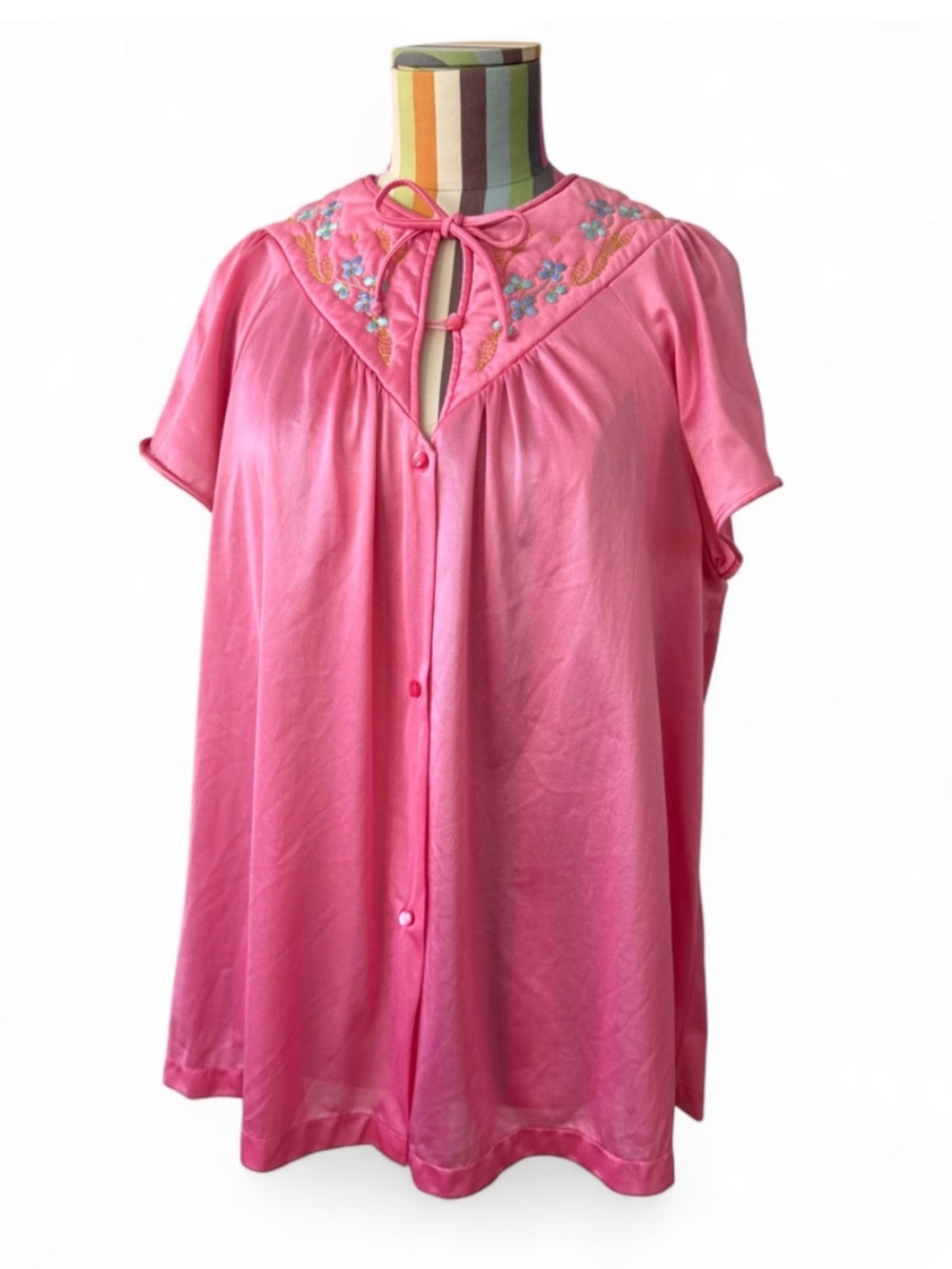 Vintage Vanity Fair Embroidered Sleep Nighty Top